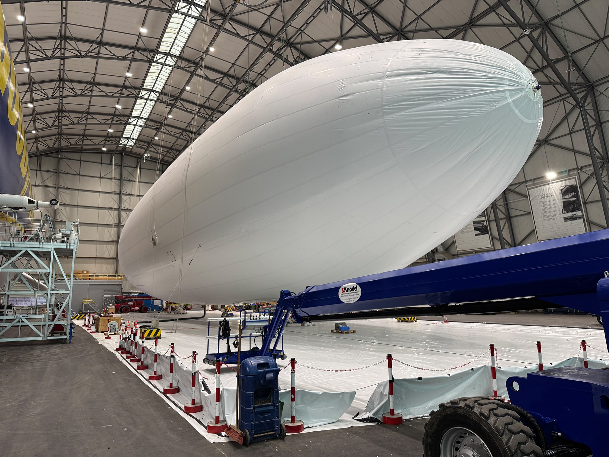 Bau des Europa Park Zeppelin tymikat