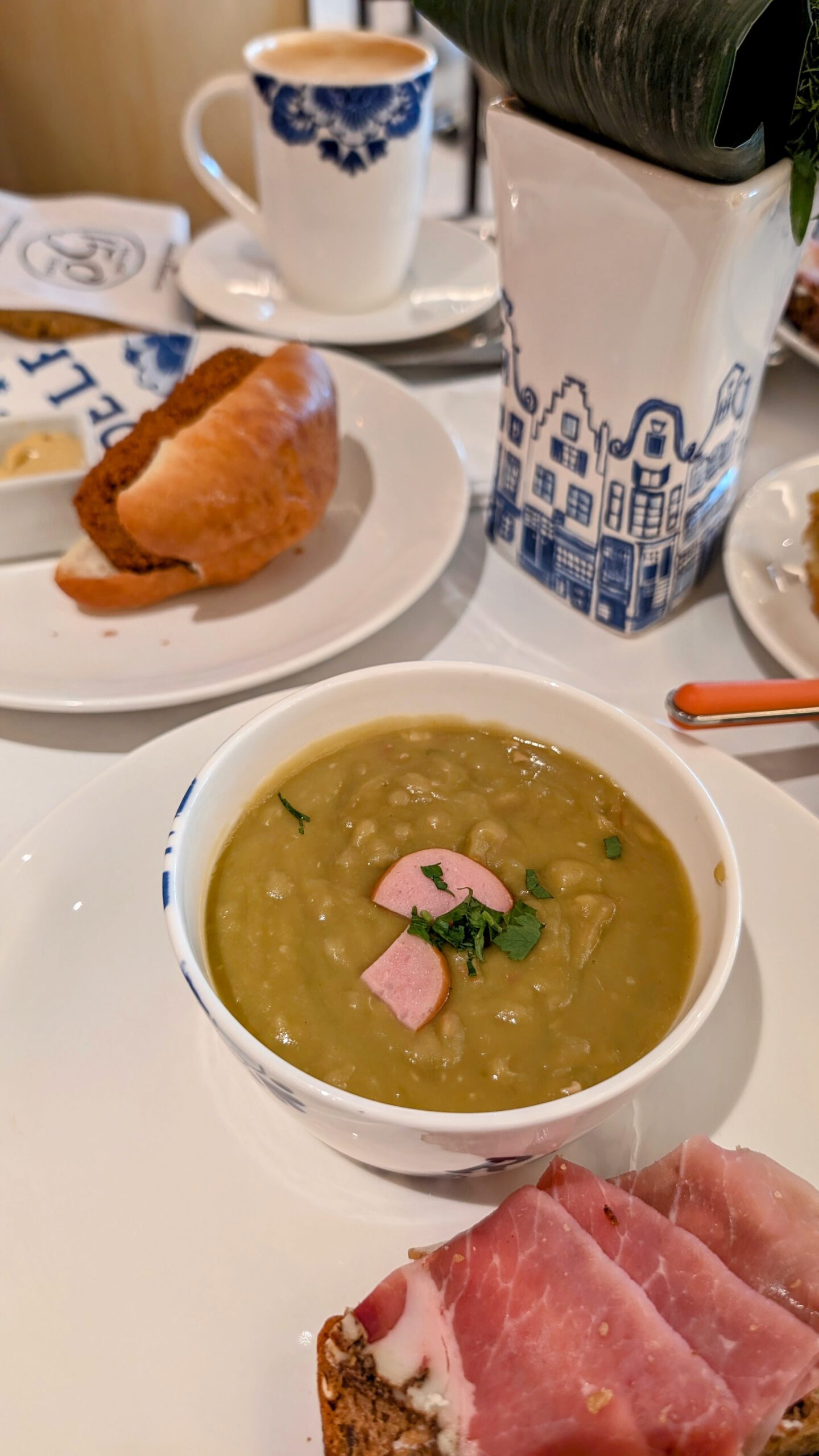 Erbsensuppe Grand Dutch Cafe tymikat