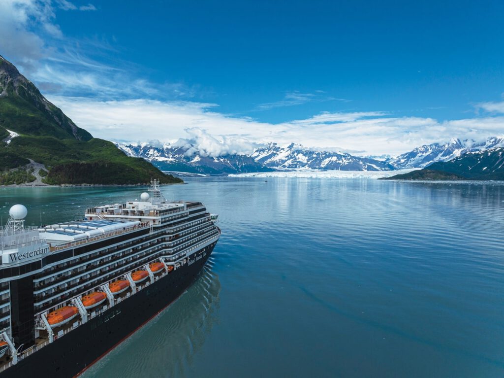 AK Westerdam Yakutat Bay 077 23 CC min
